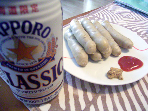 夏競馬はビールを飲みながら